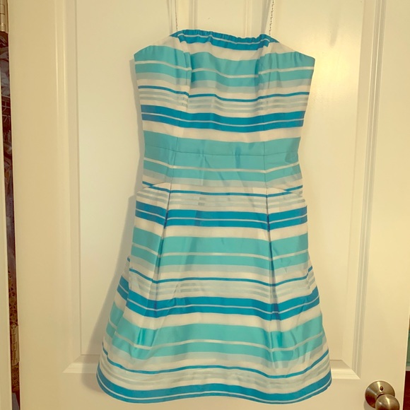Lilly Pulitzer 100% silk dress - Picture 3 of 7